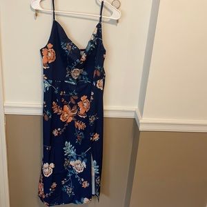 Swoop neck floral dress thin material